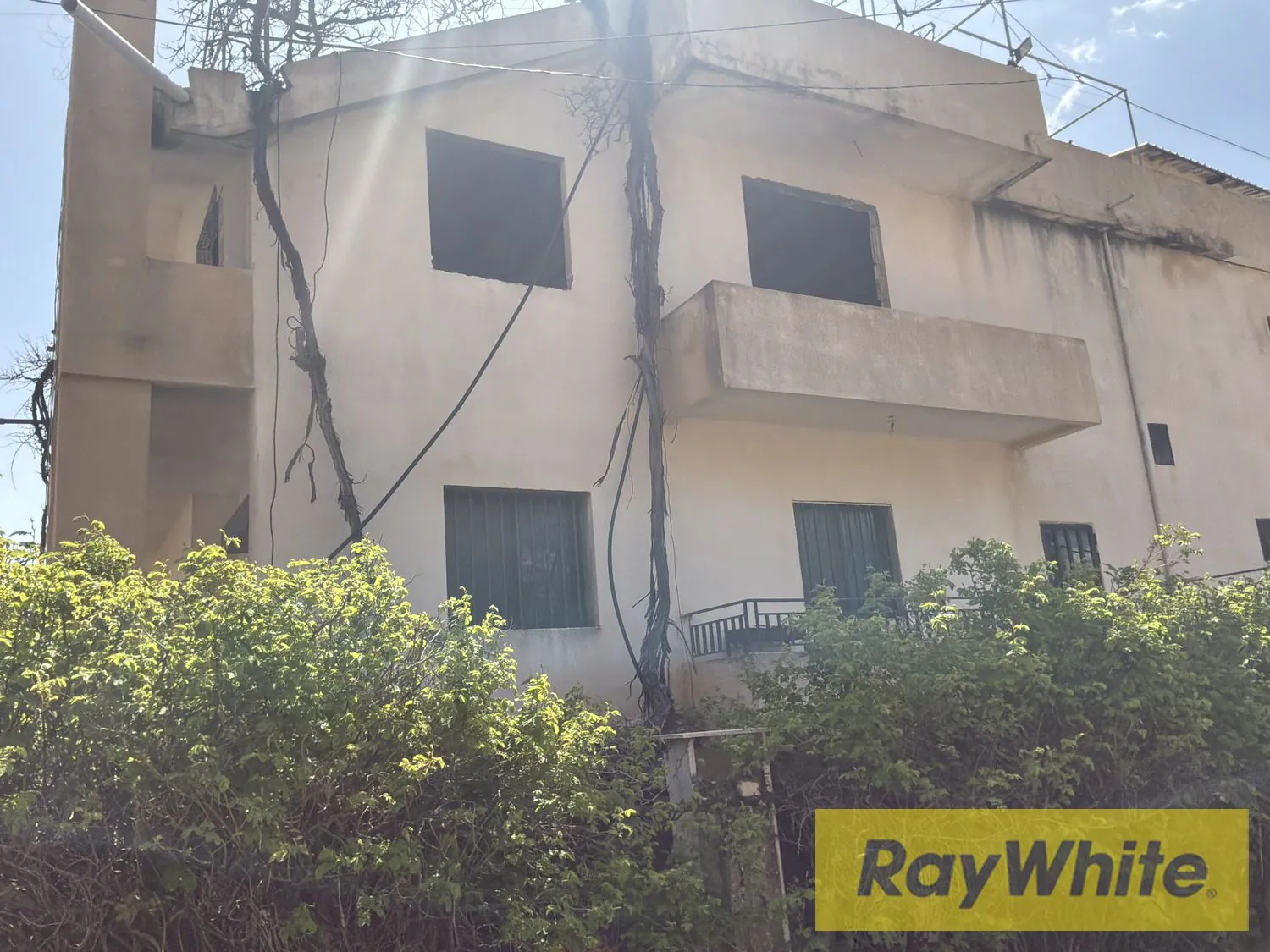 Duplex For Sale In Artabah Area With Open Mountain View 25 Min From The Highway