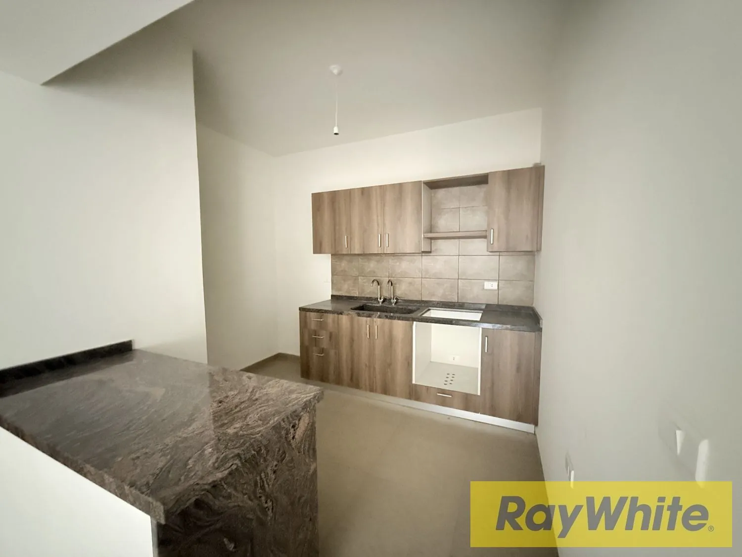Apartment For Sale In Nahr Ibrahim Jbeil — الصورة 3