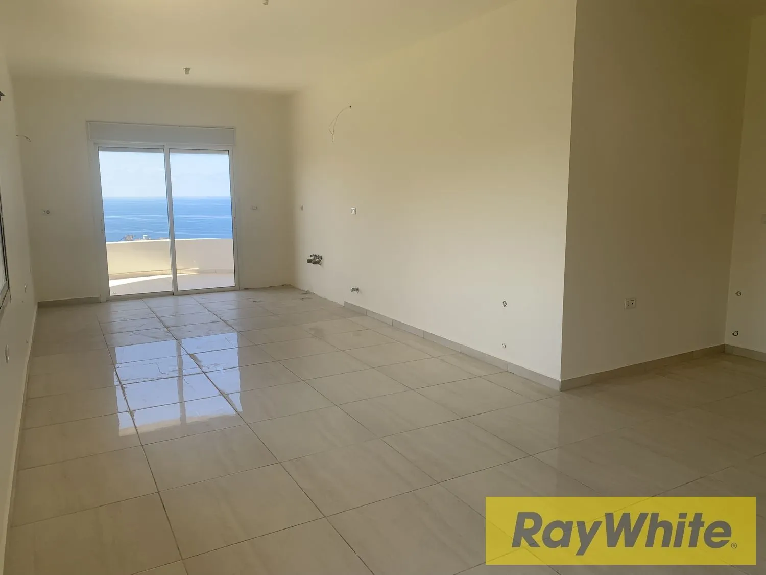 Apartment For Sale In Jeddayel Jbeil — photo 2