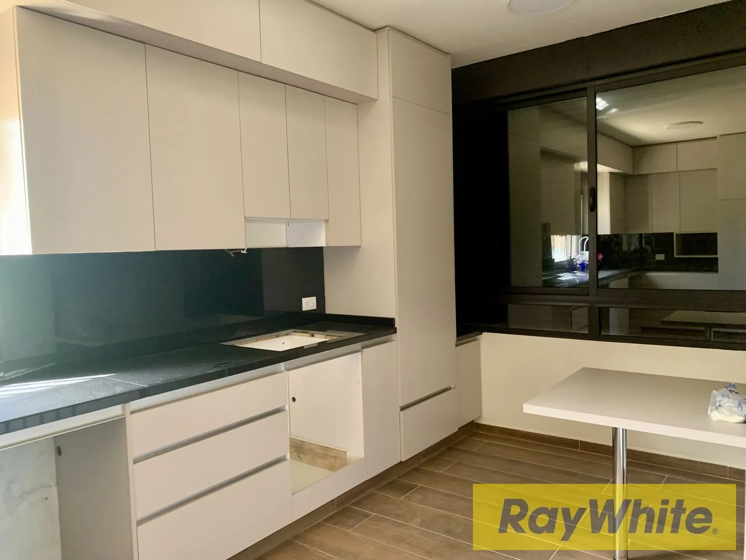 Brand New Apartment For Sale In Jeddayel Jbeil — الصورة 3