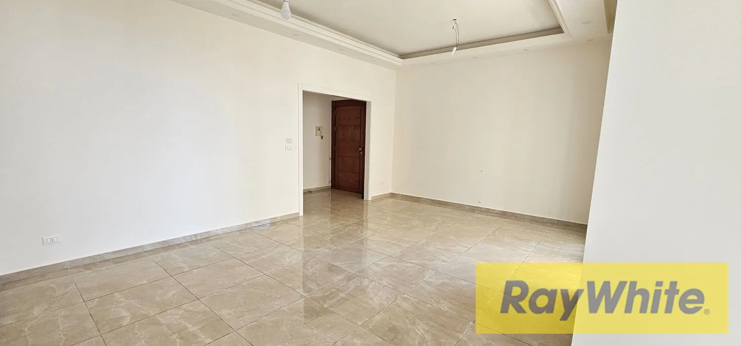 Apartment For Sale In Jbeil With Seaview — الصورة 3
