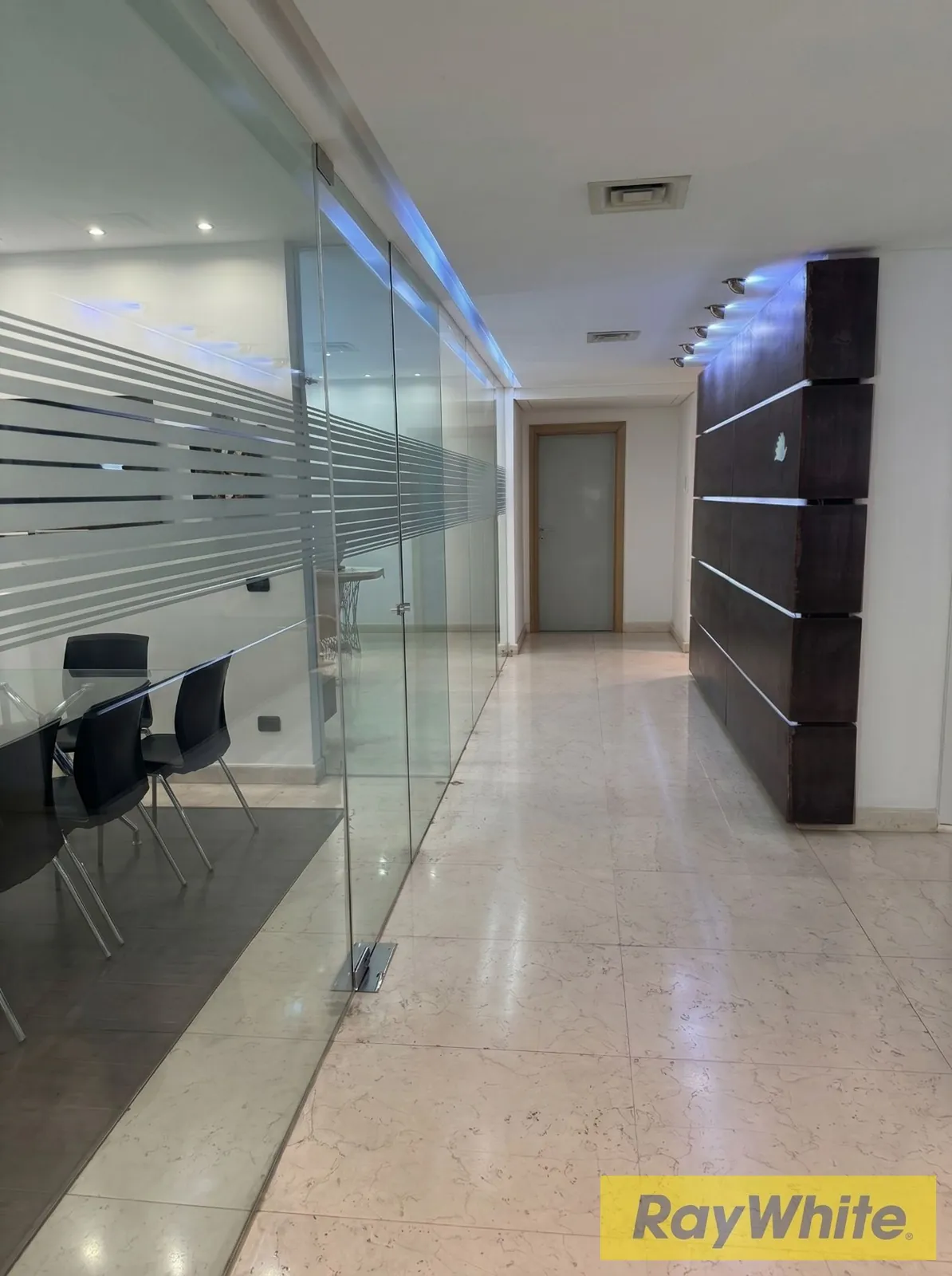 Prestigious Office For Sale In Achrafieh Carré D’or — الصورة 4