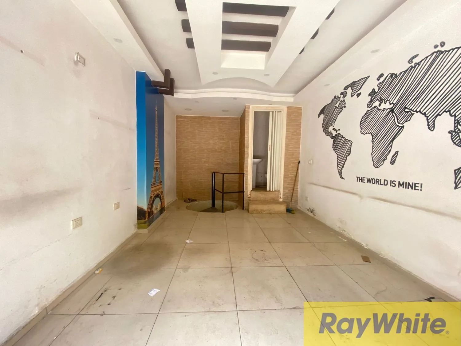 Shop For Sale In Hamra — الصورة 3