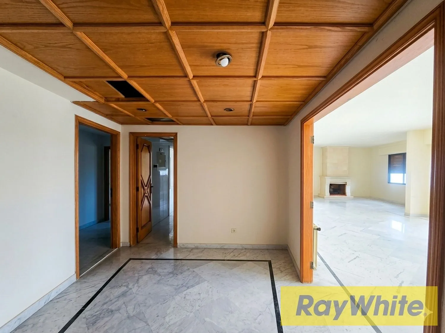 Apartment For Sale In Biyada – 400m² — الصورة 5