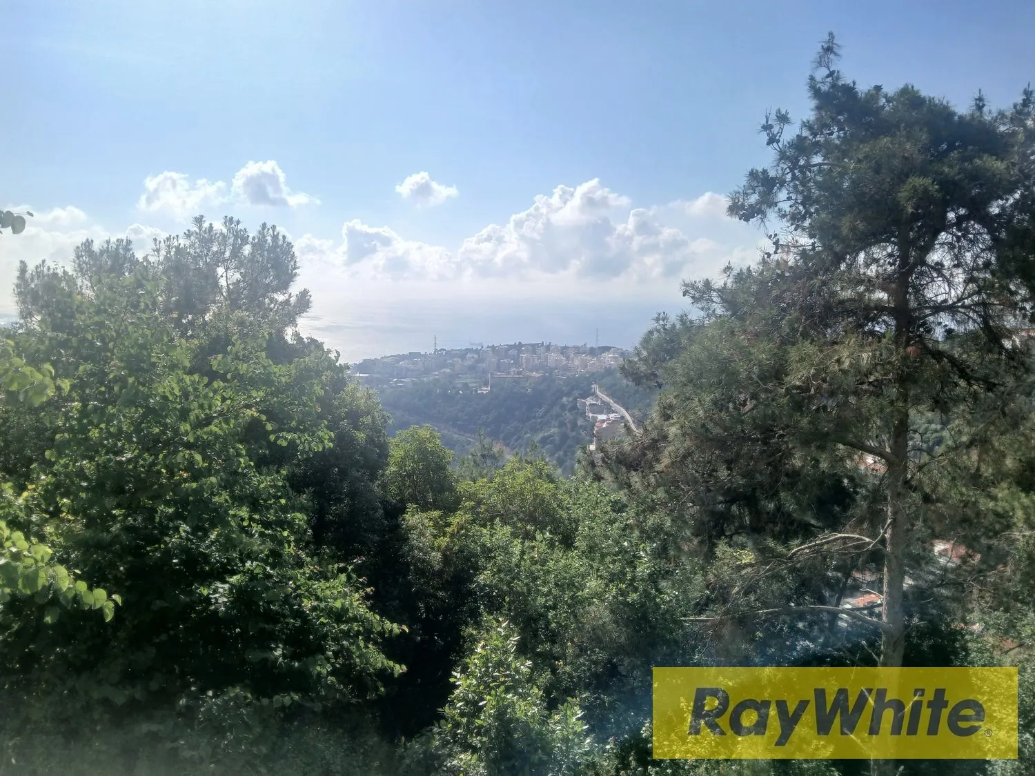 Apartment For Sale In Rabweh – With Terrace | Mountain View — الصورة 5