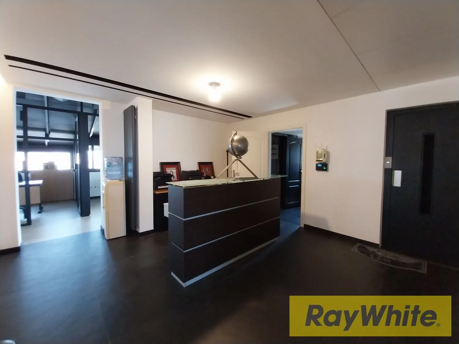 Fully Furnished Office For Rent In Naqqache — الصورة 2