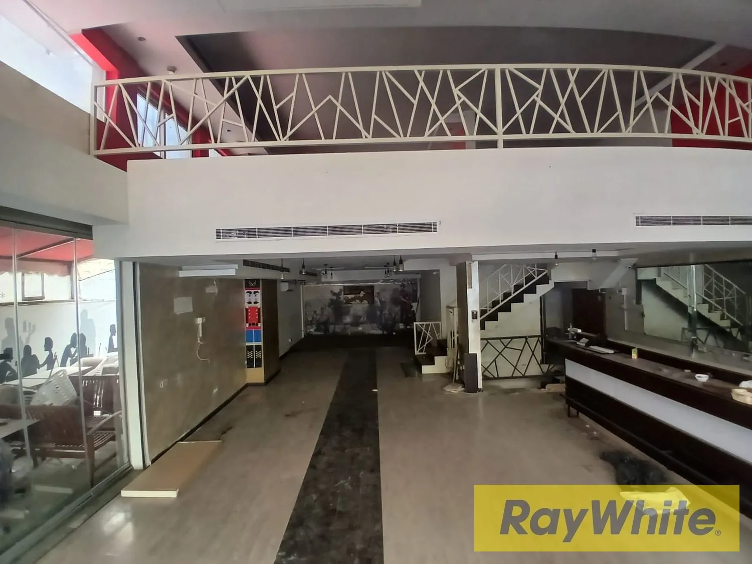 Showroom For Sale In Badaro |prime Location |