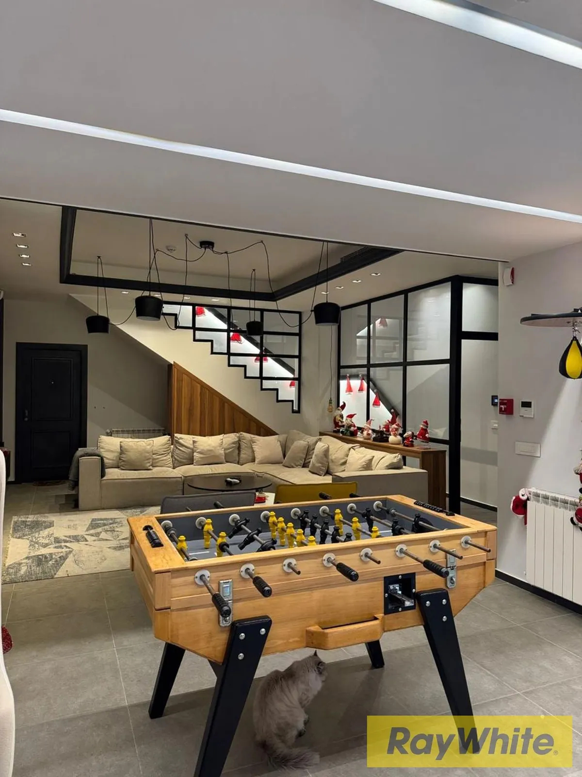 Luxurious Fully Furnished Duplex For Rent In El Biyada — الصورة 5