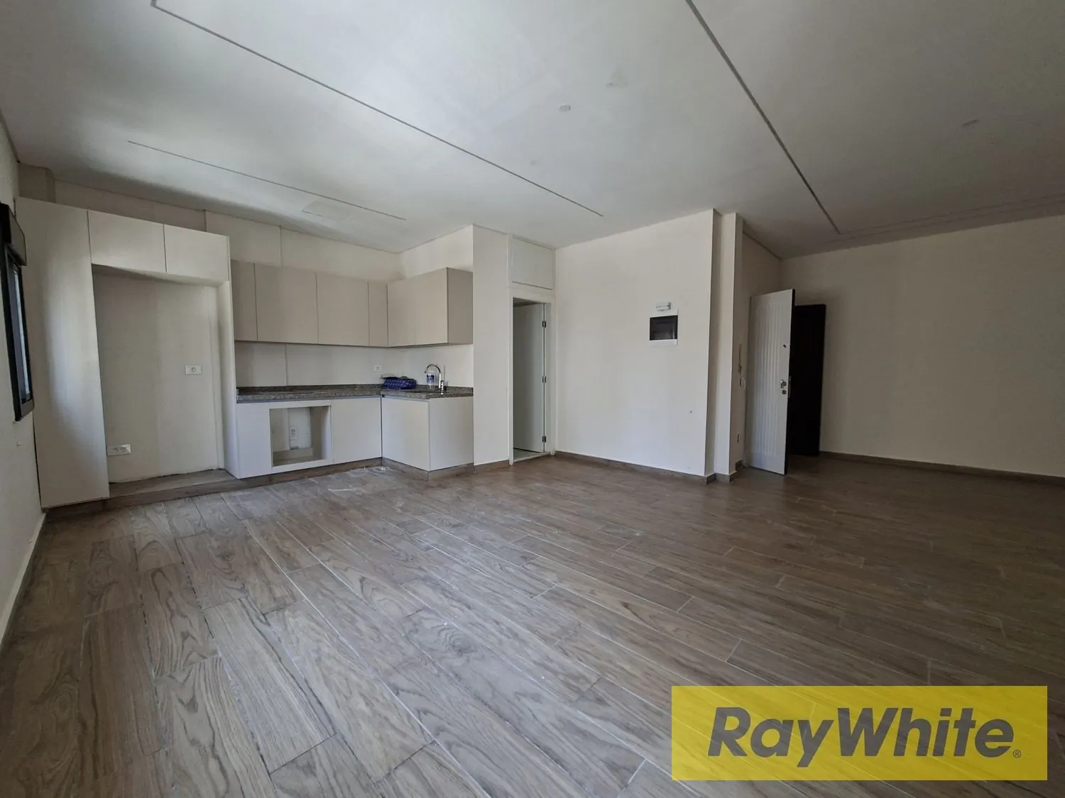 Apartment For Rent In Zalka With City View — الصورة 2