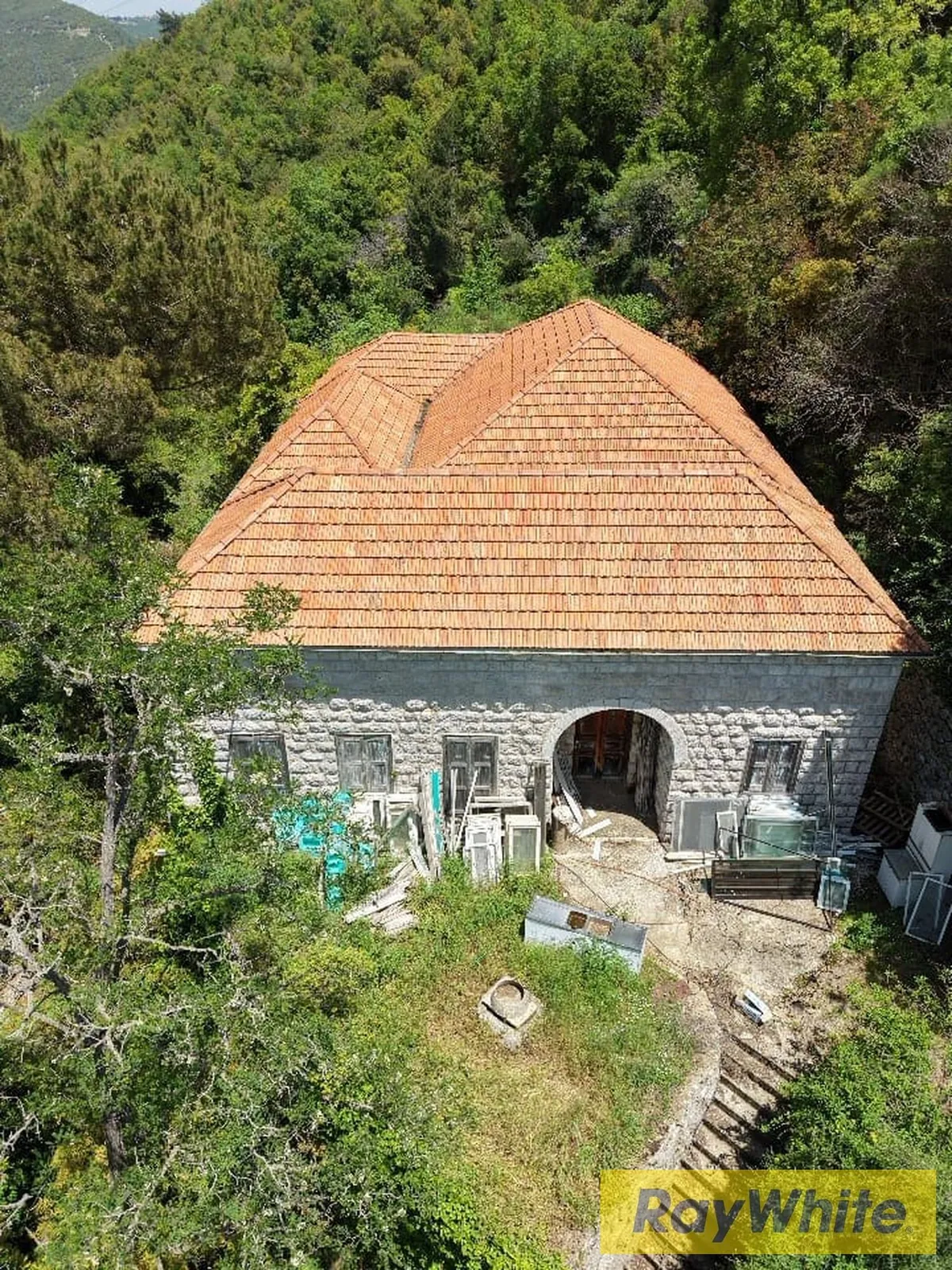 Historic 200-year-old House For Sale In Aramoun