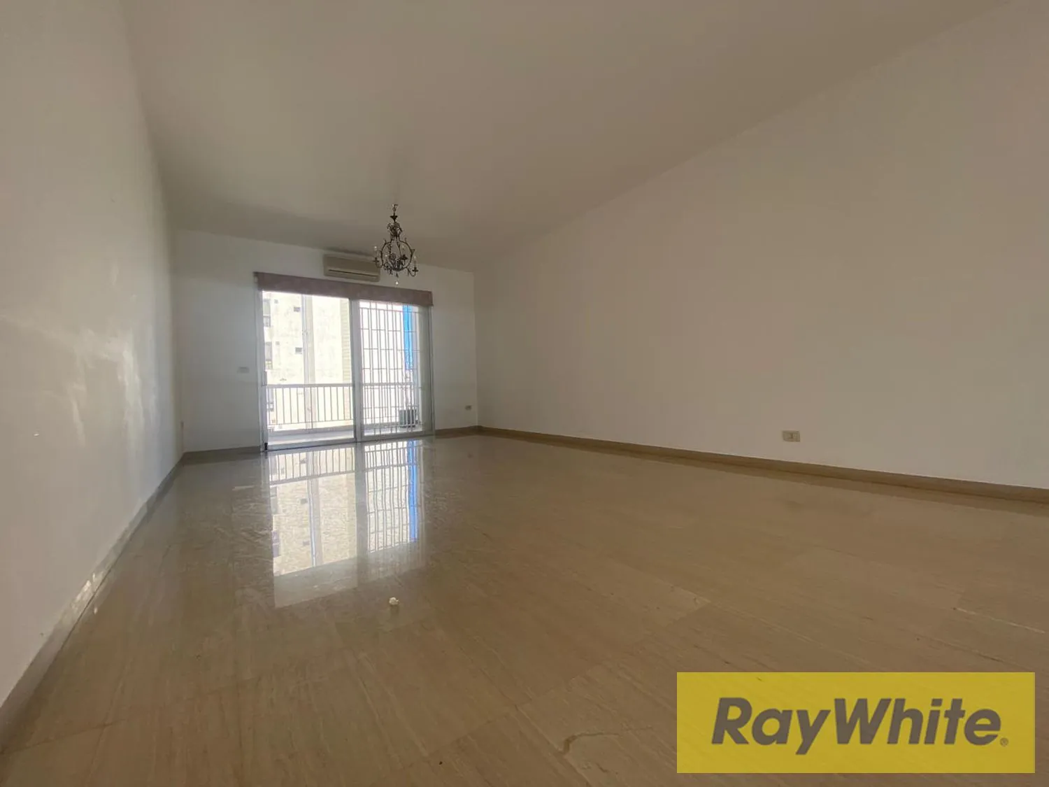 Apartment For Rent In Ain Al Mraiseh — photo 2