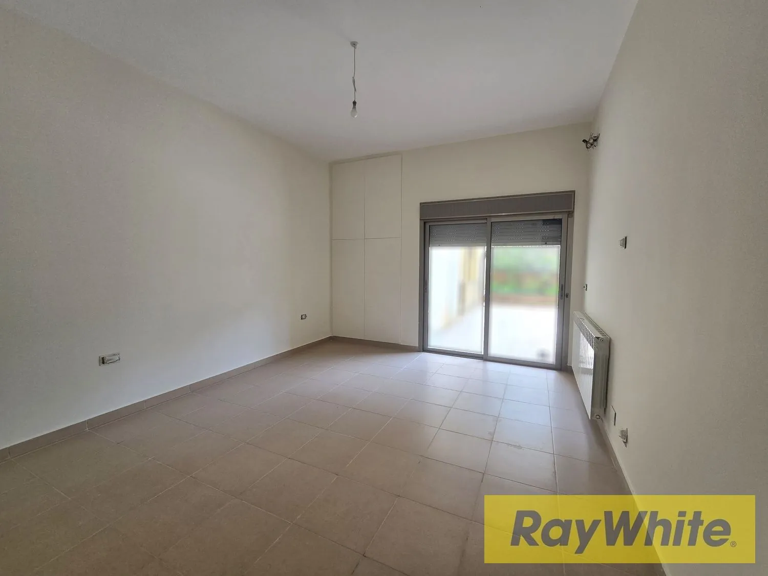 Apartment For Sale In Mtayleb — الصورة 4
