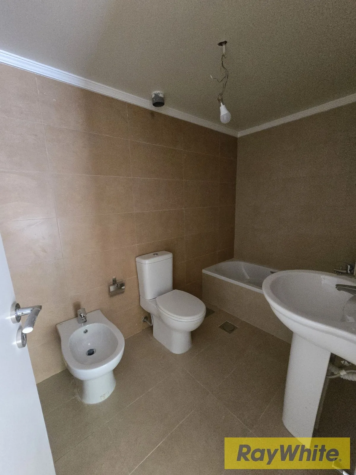 Apartment For Sale In Mtayleb — الصورة 5