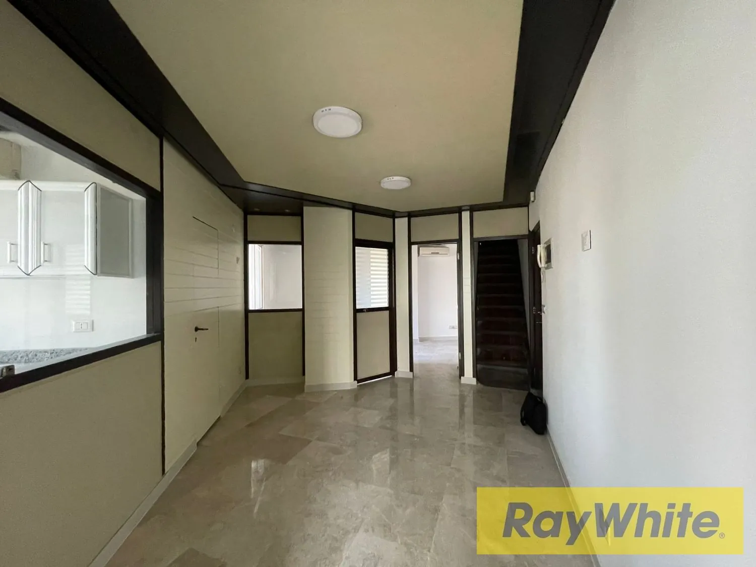 Office For Rent – Achrafieh, Sodeco — الصورة 3
