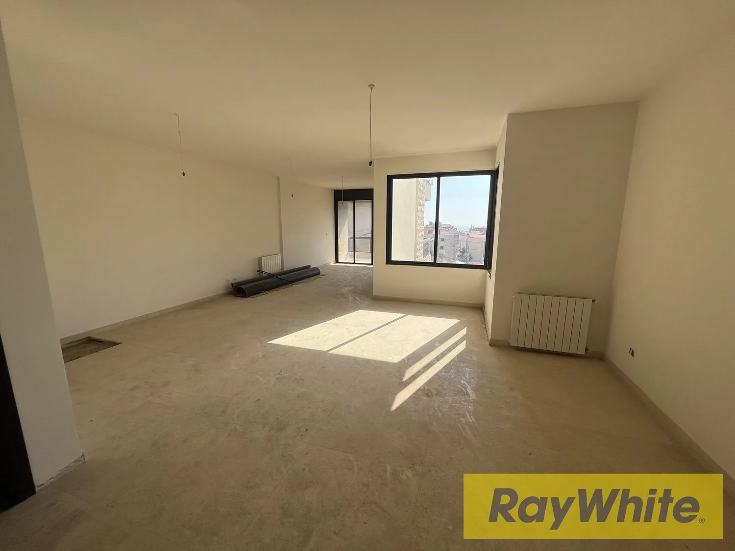Apartment For Sale In Mansourieh — الصورة 2