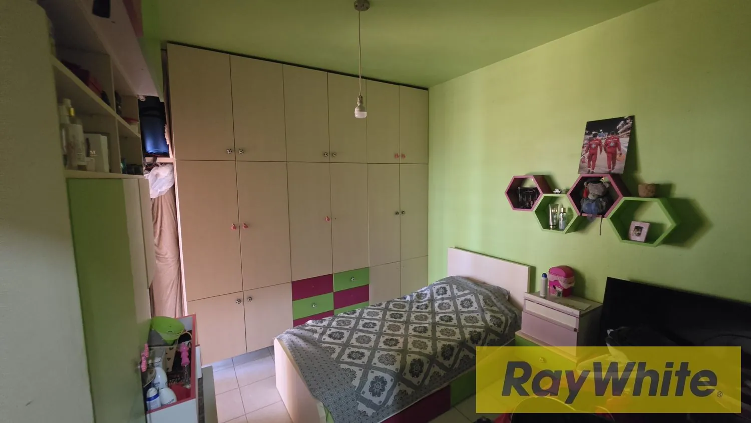 Furnished Apartment For Sale In Bouar — الصورة 5