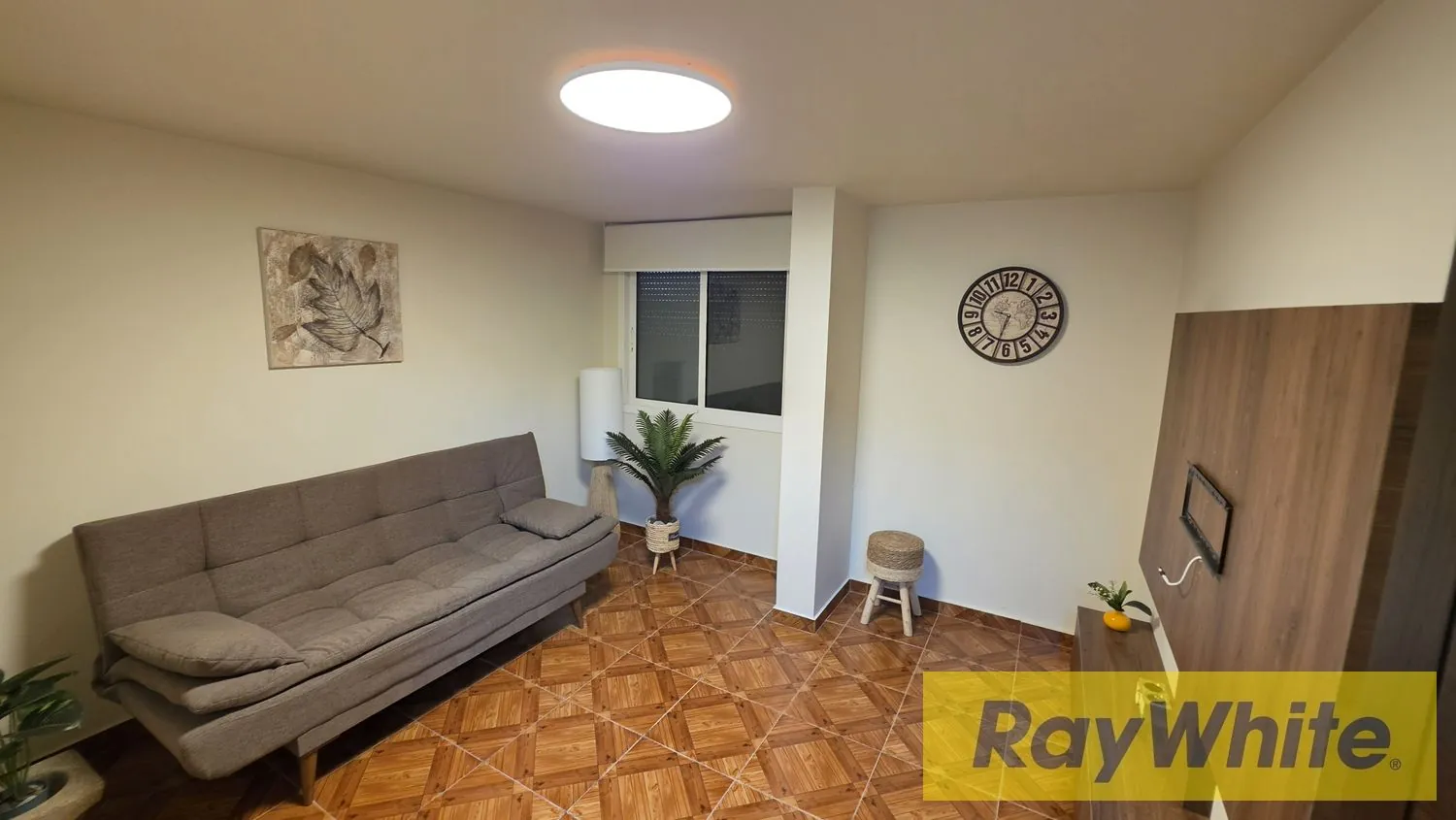 Apartment For Rent In Bouar — photo 2