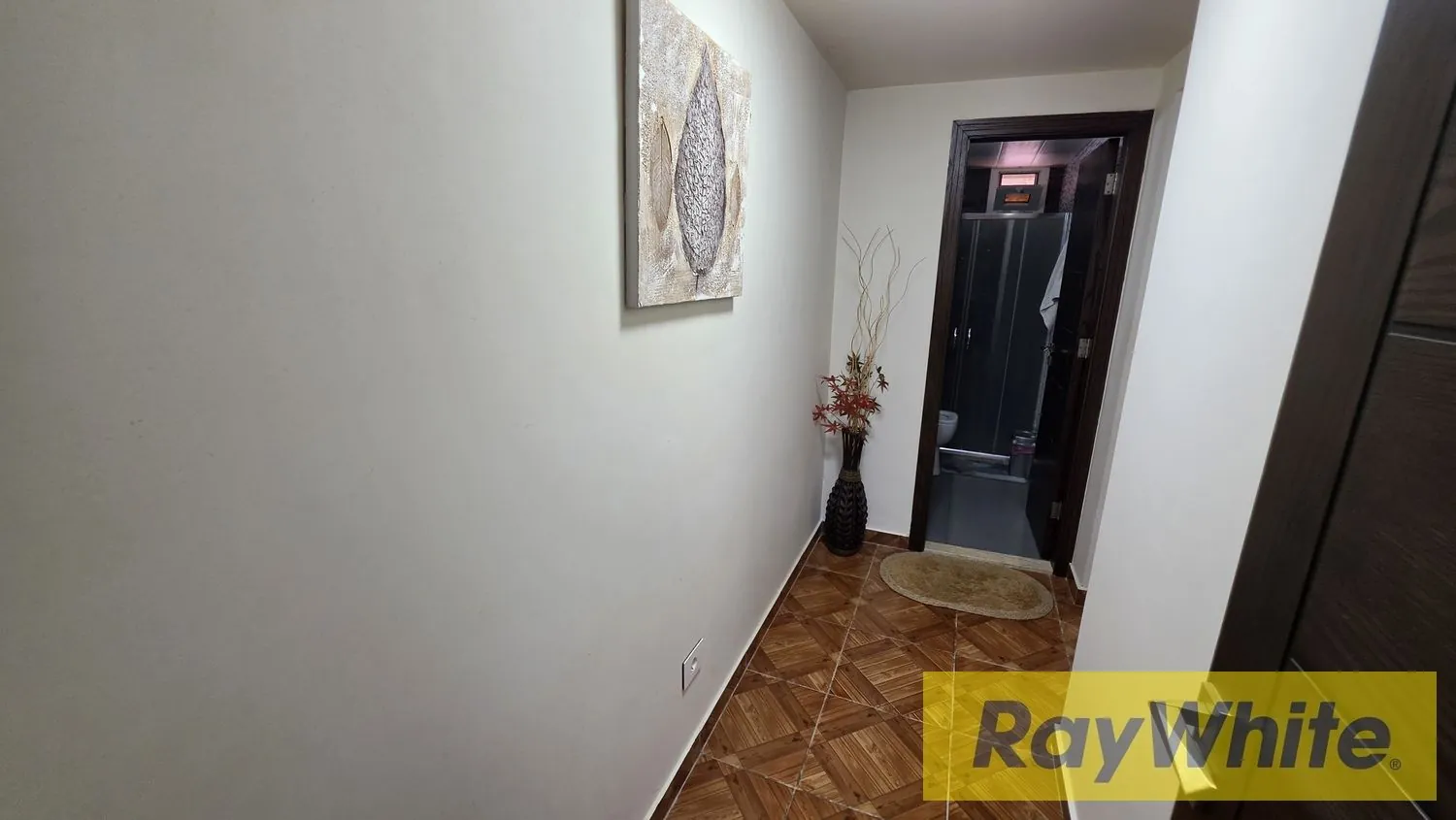 Apartment For Rent In Bouar — photo 4