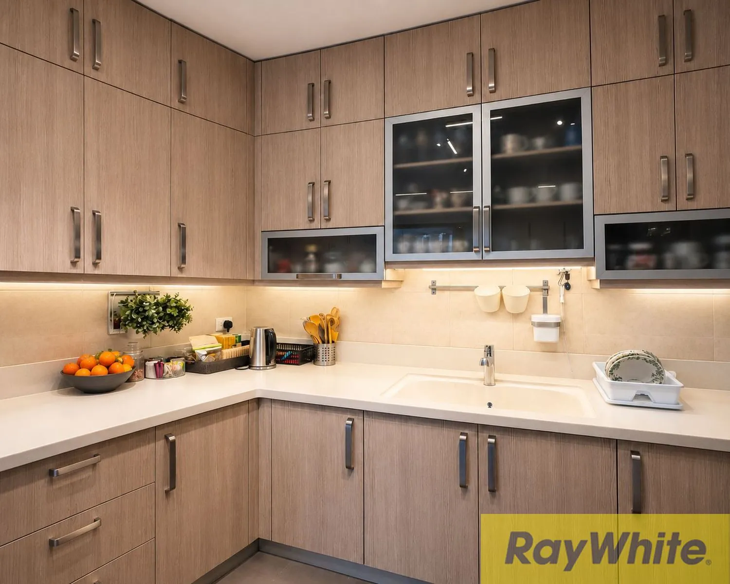 Apartment For Sale In Sanayeh — الصورة 3