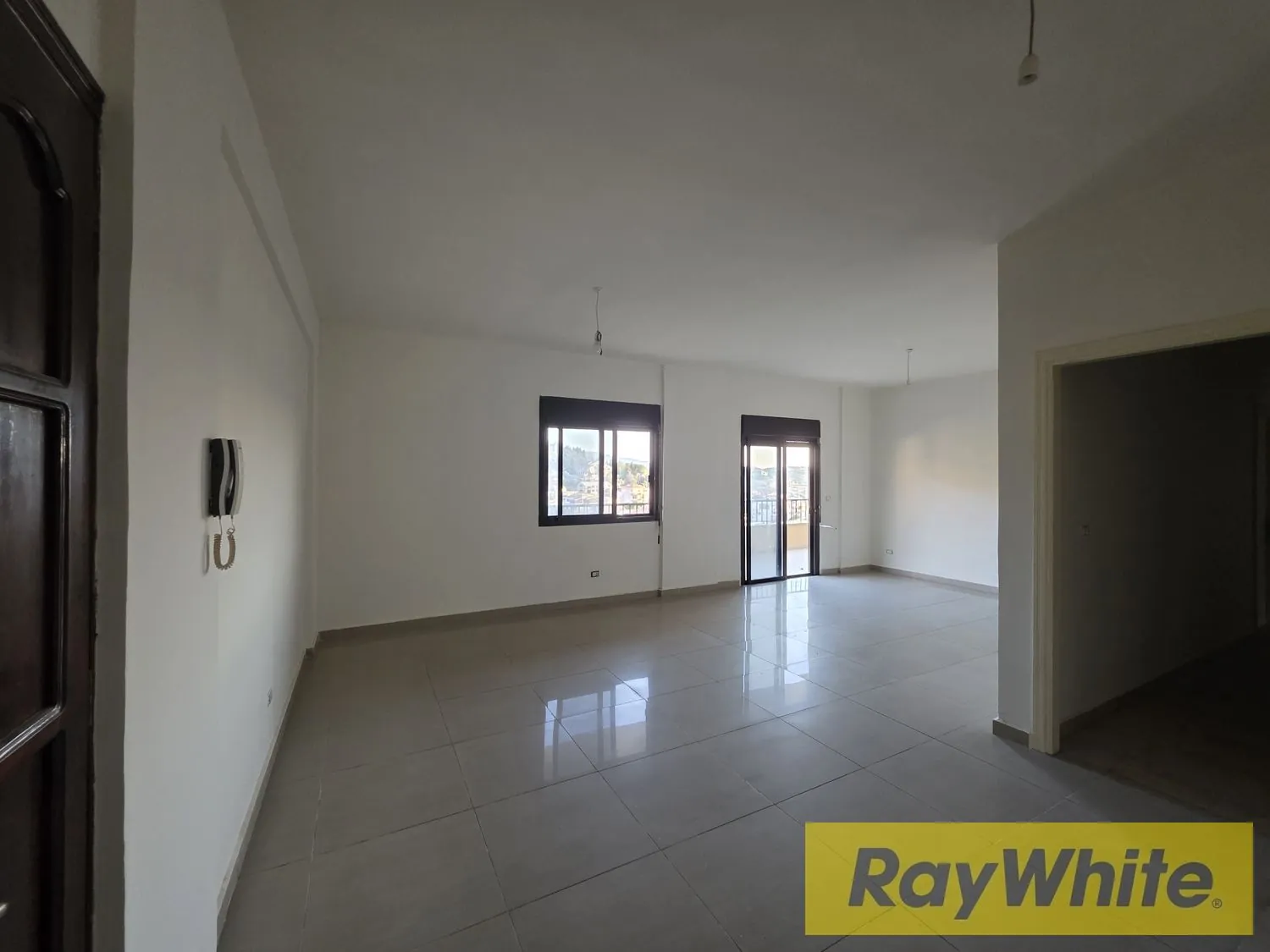Apartment For Rent In Kfaraaka Koura — الصورة 2