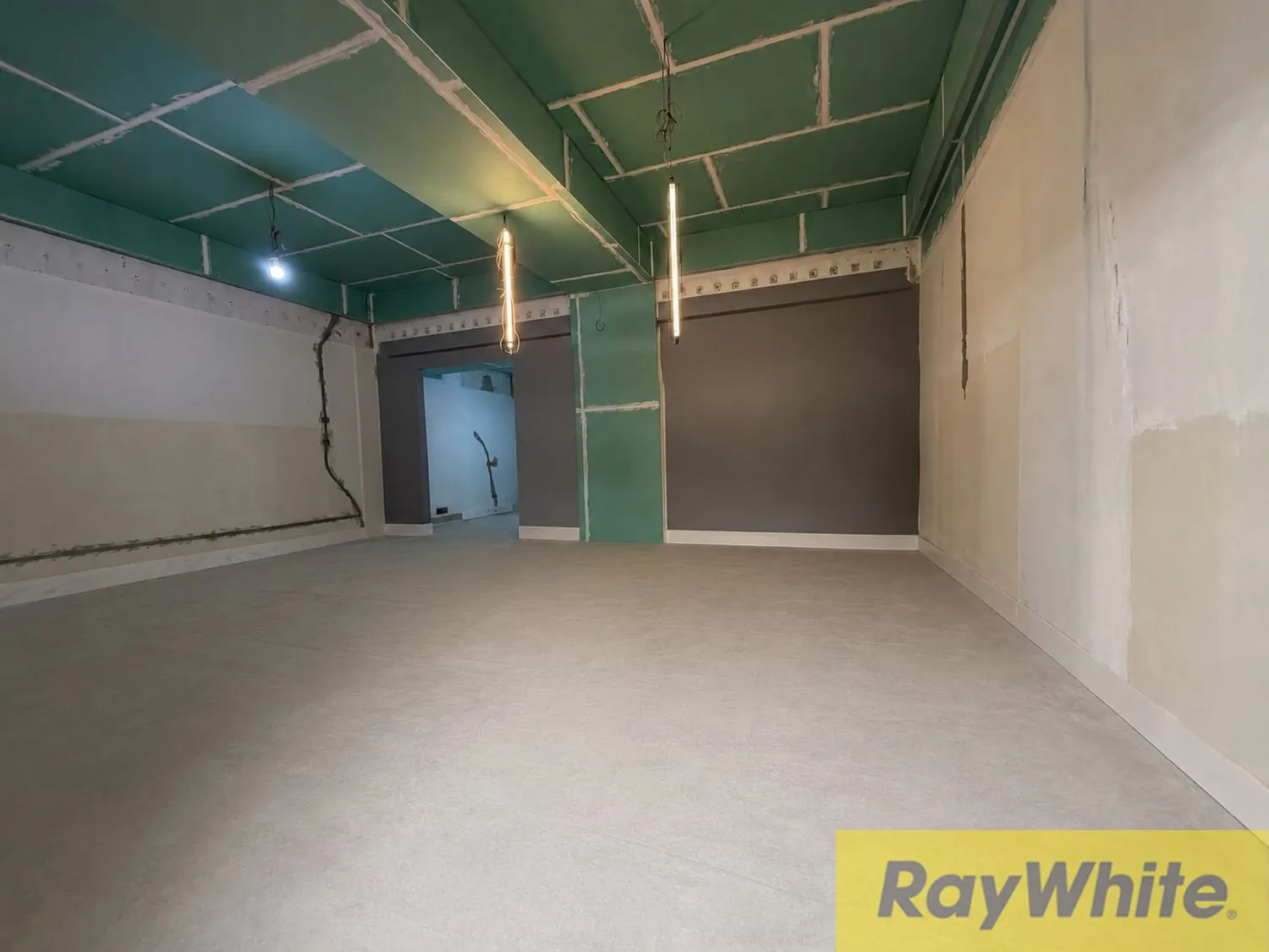 Shop For Rent In Downtown — الصورة 2