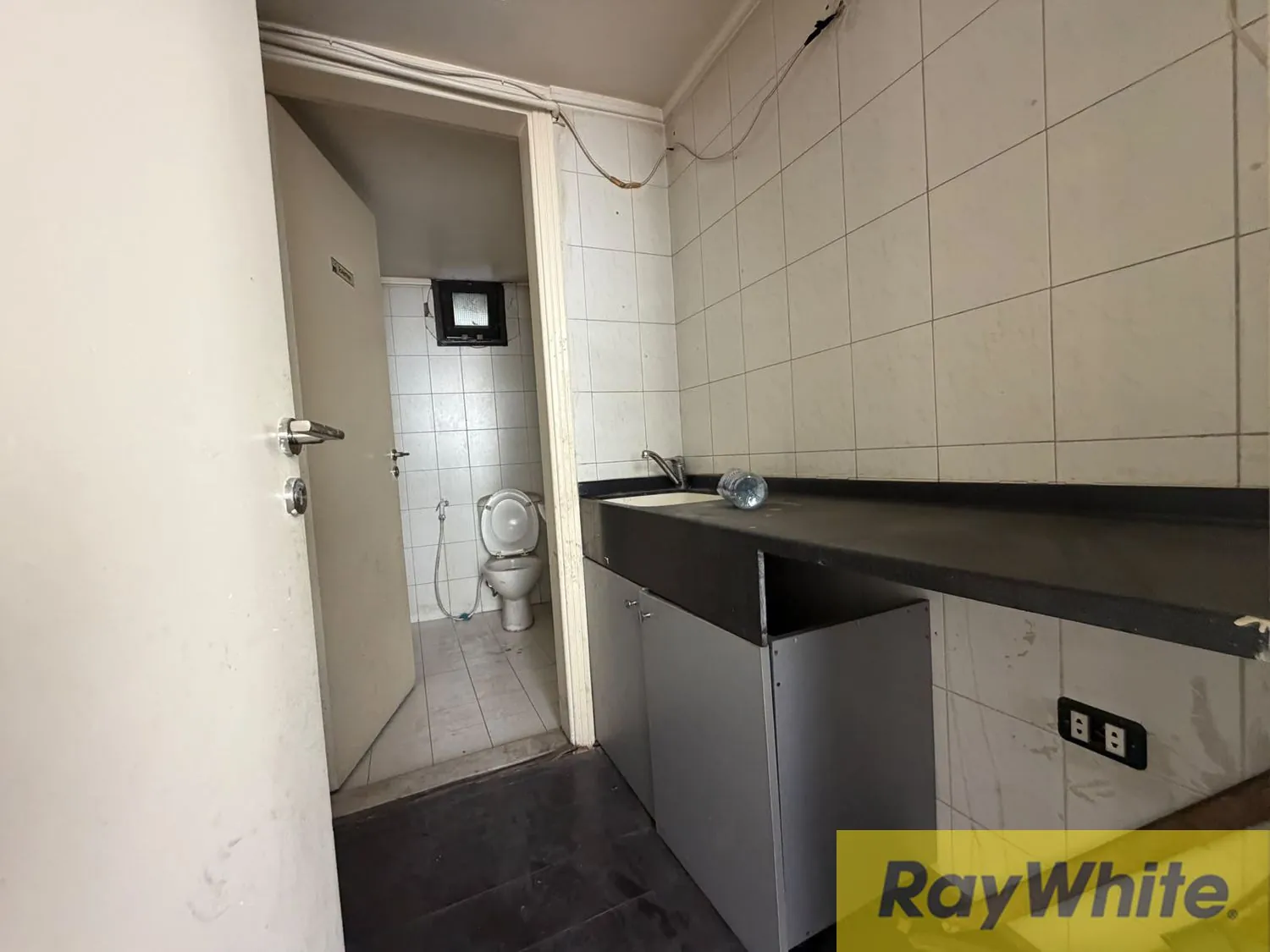 Office For Rent In Downtown — photo 2