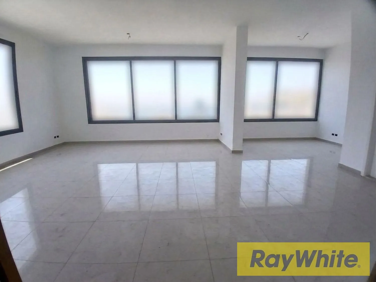 Office For Sale In Antelias With Sea View — الصورة 2