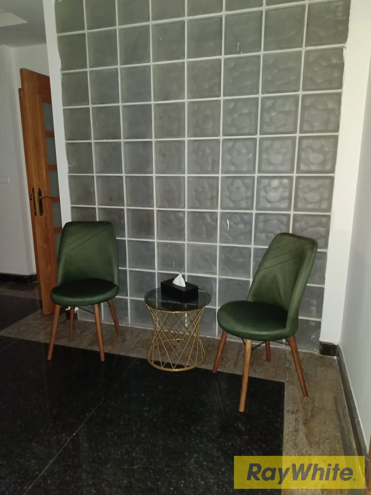 Apartment For Sale In Raouché | Sea And City Views — الصورة 5