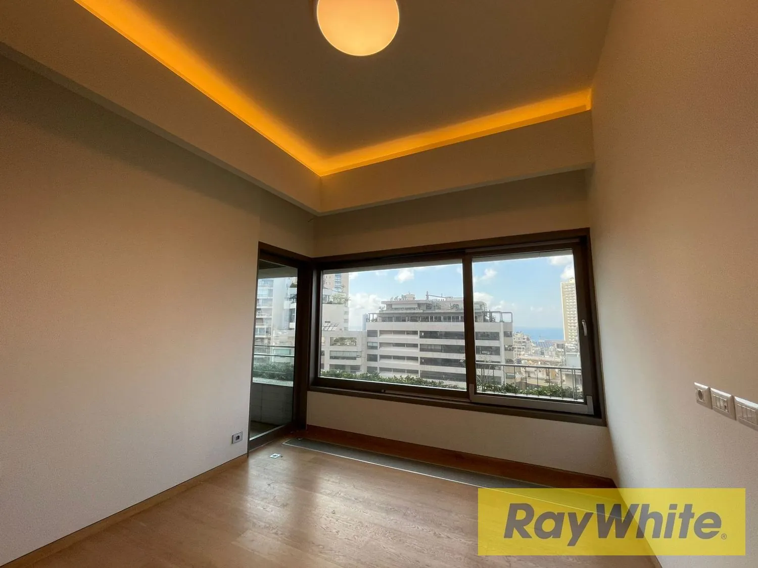 Luxury Apartment For Sale In Achrafieh — photo 4