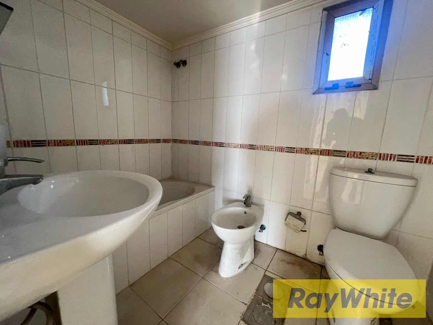 Apartment For Sale In Hamra — الصورة 5