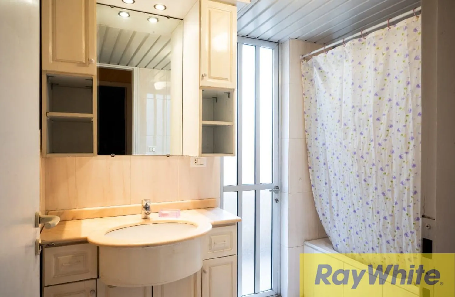 Apartment For Sale In Mazraa — photo 5