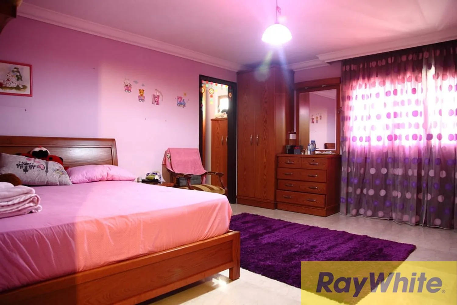 Luxurious Furnished Duplex With City View For Sale In Jnah — الصورة 5