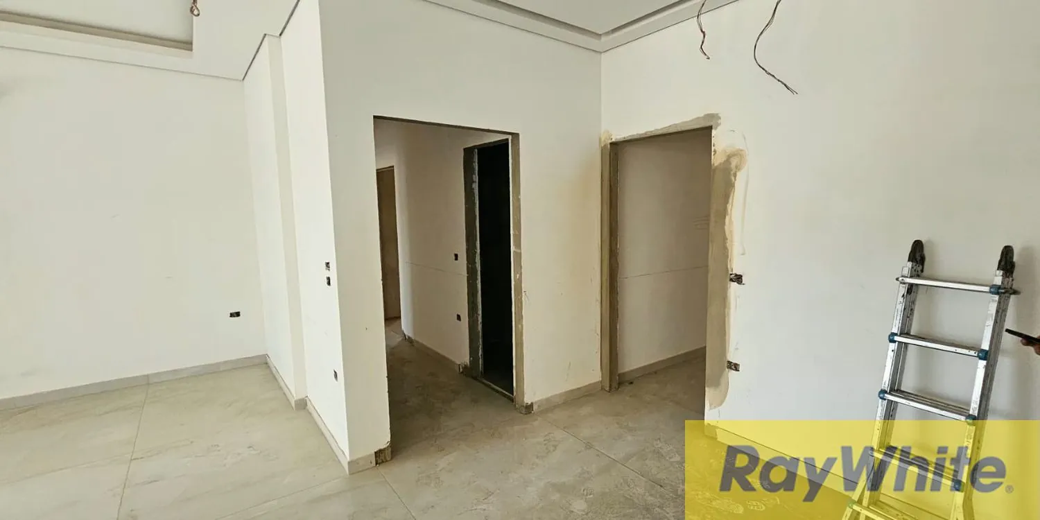 Under Construction Apartment For Sale In Jnah — الصورة 4