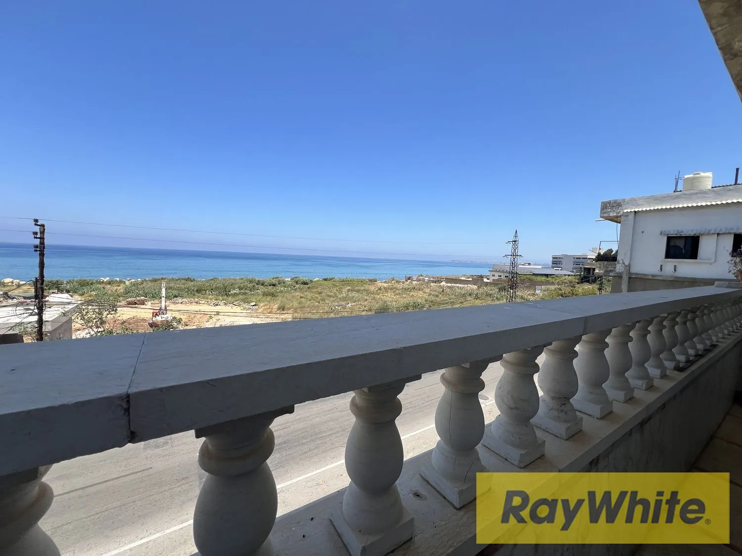 Used Furnished Apartment For Sale In Almoun With A Beautiful Sea View. — الصورة 4