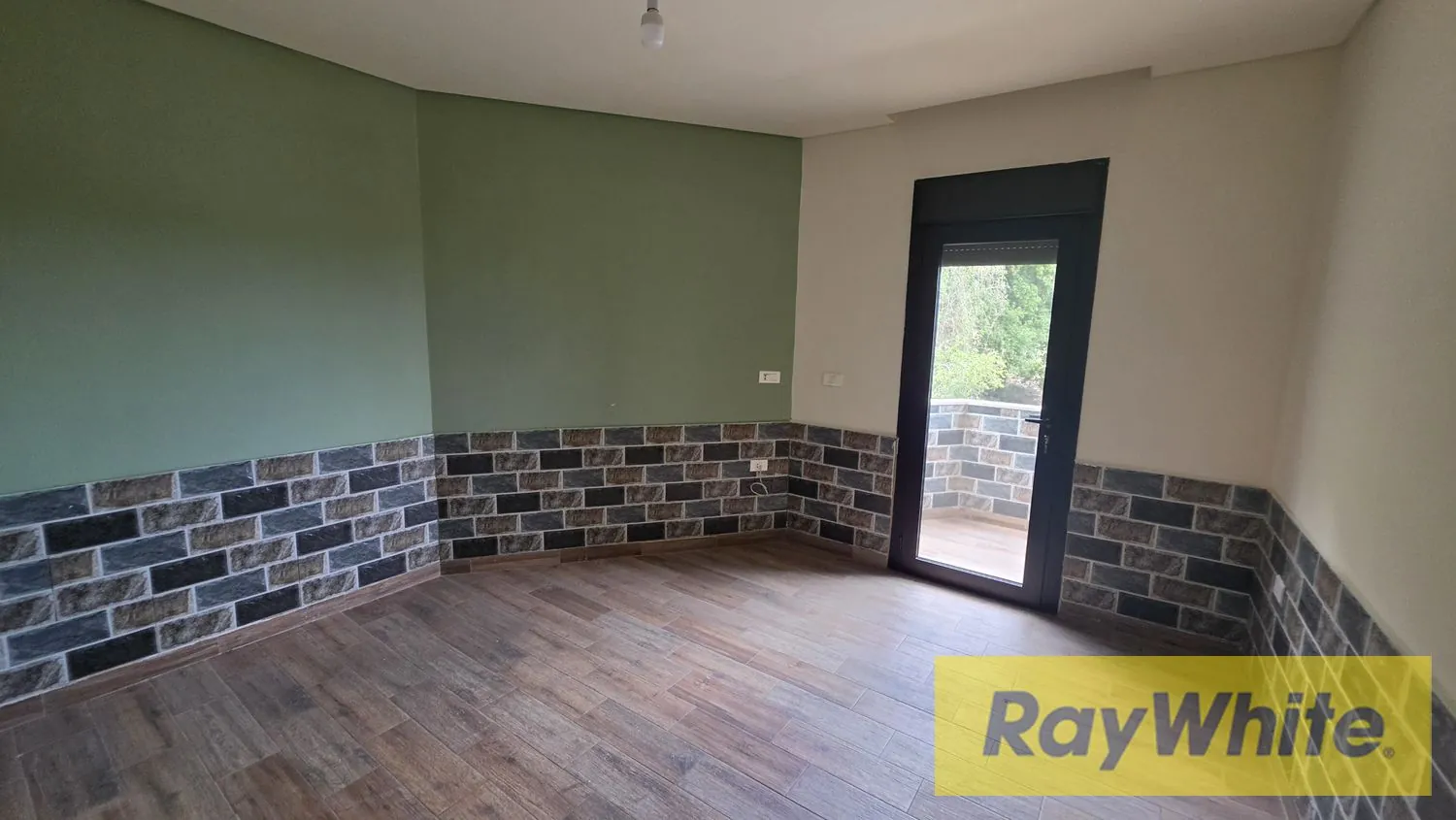 Brand New Apartment For Sale In Safra With Normal View — الصورة 3