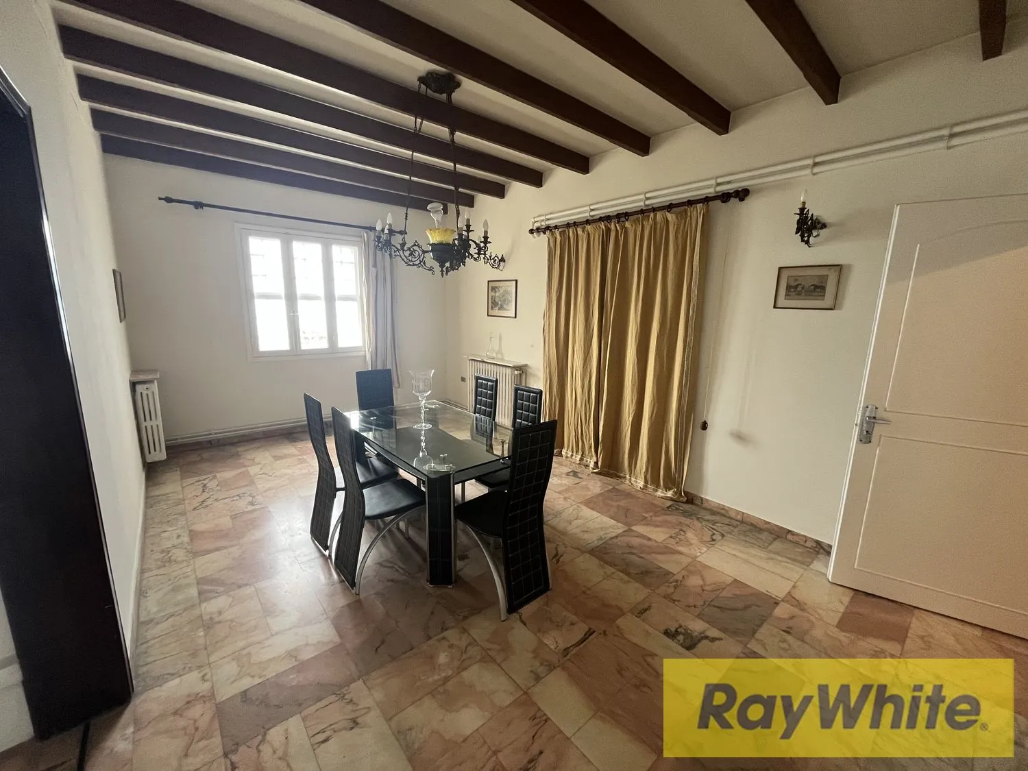 Apartment For Rent In Beit Meri — الصورة 3