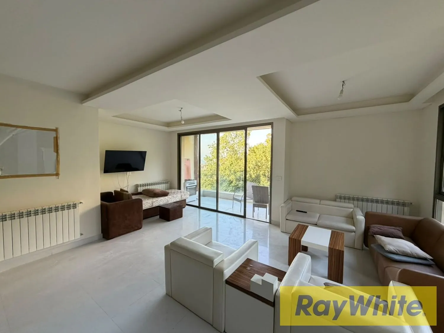 Duplex For Rent – Top Floor| Sea + Mountain Views