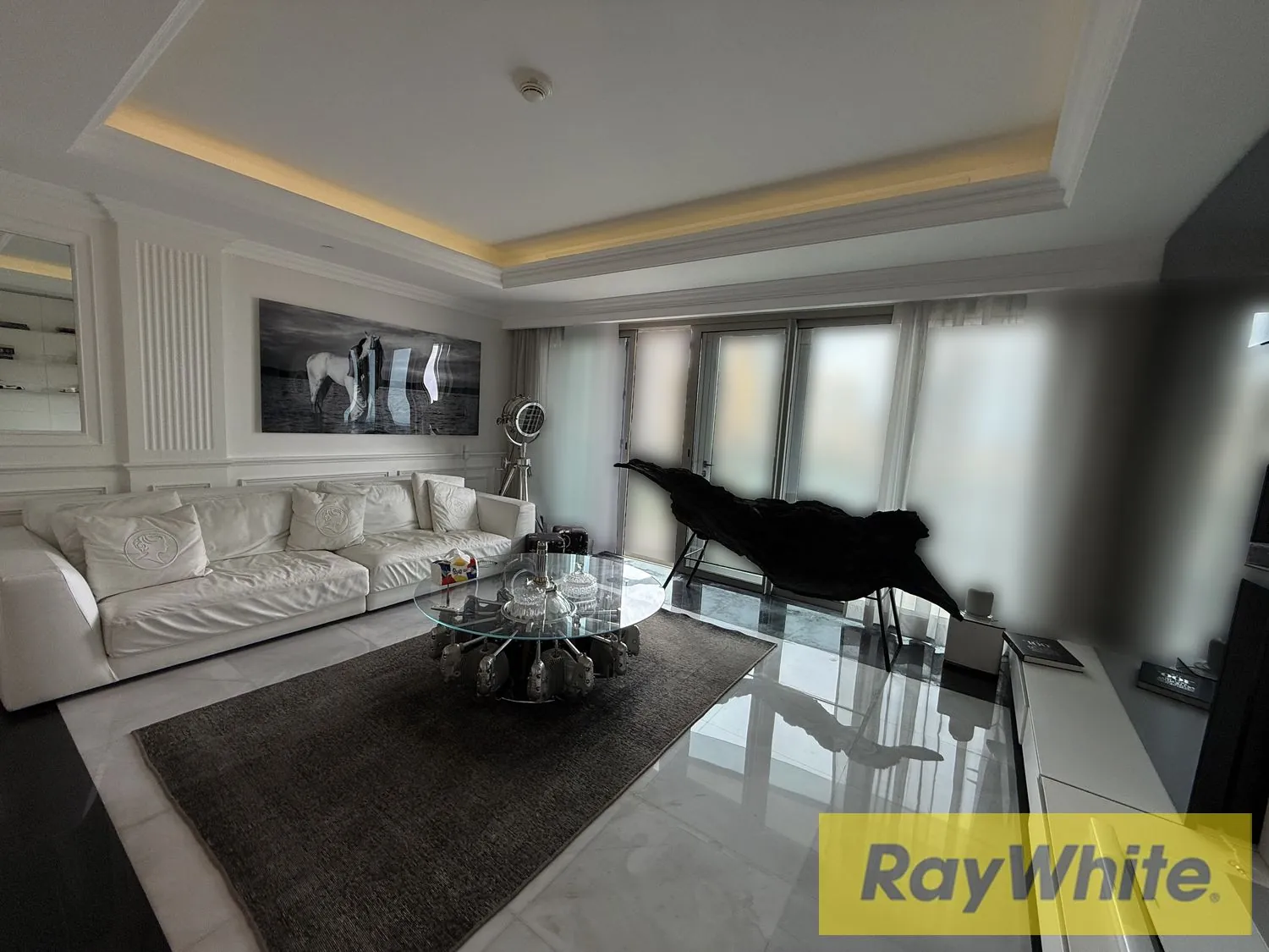 Spacious Apartment For Rent In Down Town — photo 3