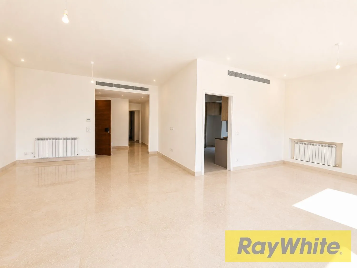 Apartment With Spacious Terrace/garden For Sale In Biyada — الصورة 2