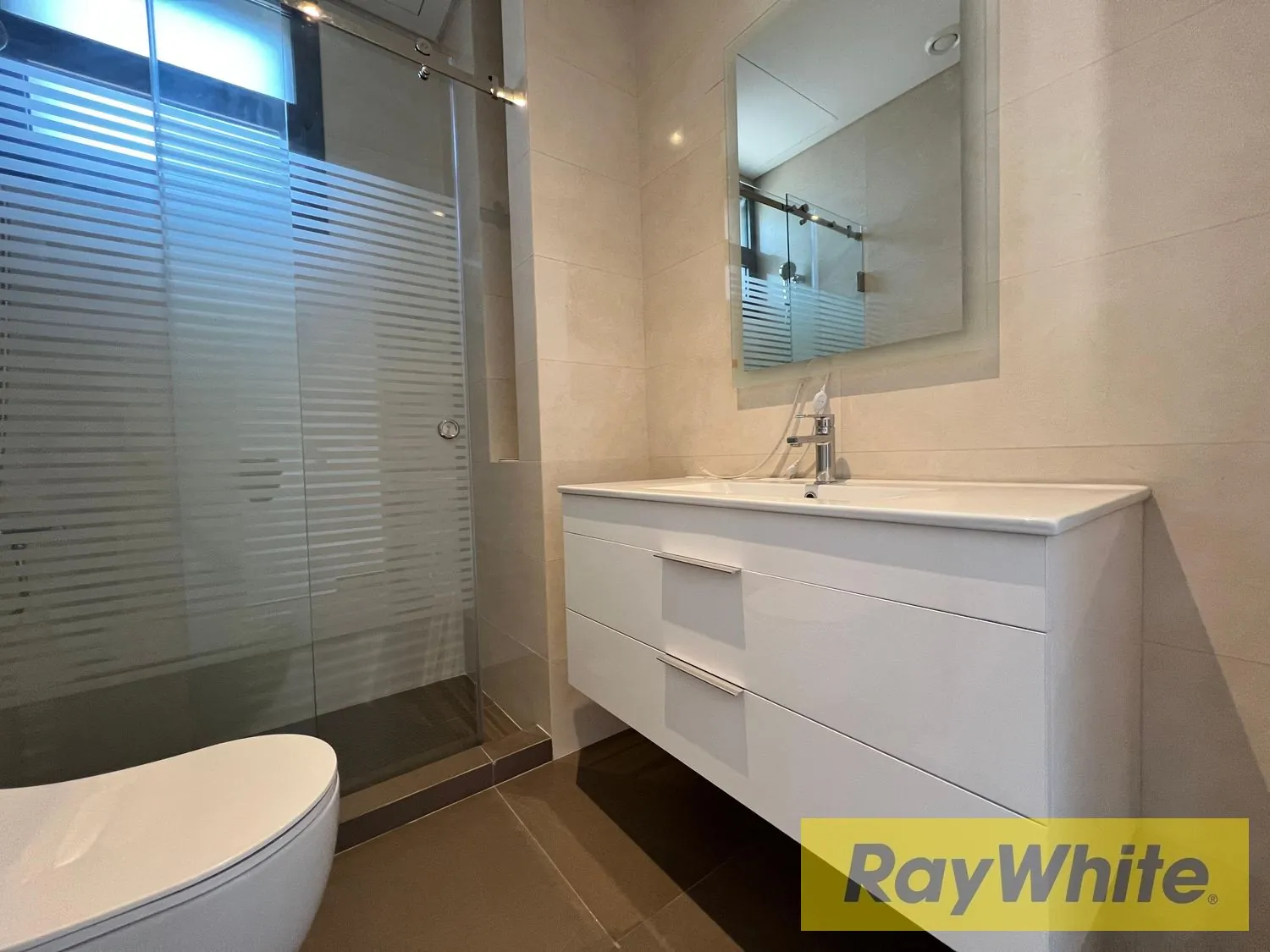 Modern 3-bedroom Apartment For Sale In Koraytem – Spacious, Bright And Prime Location — الصورة 2