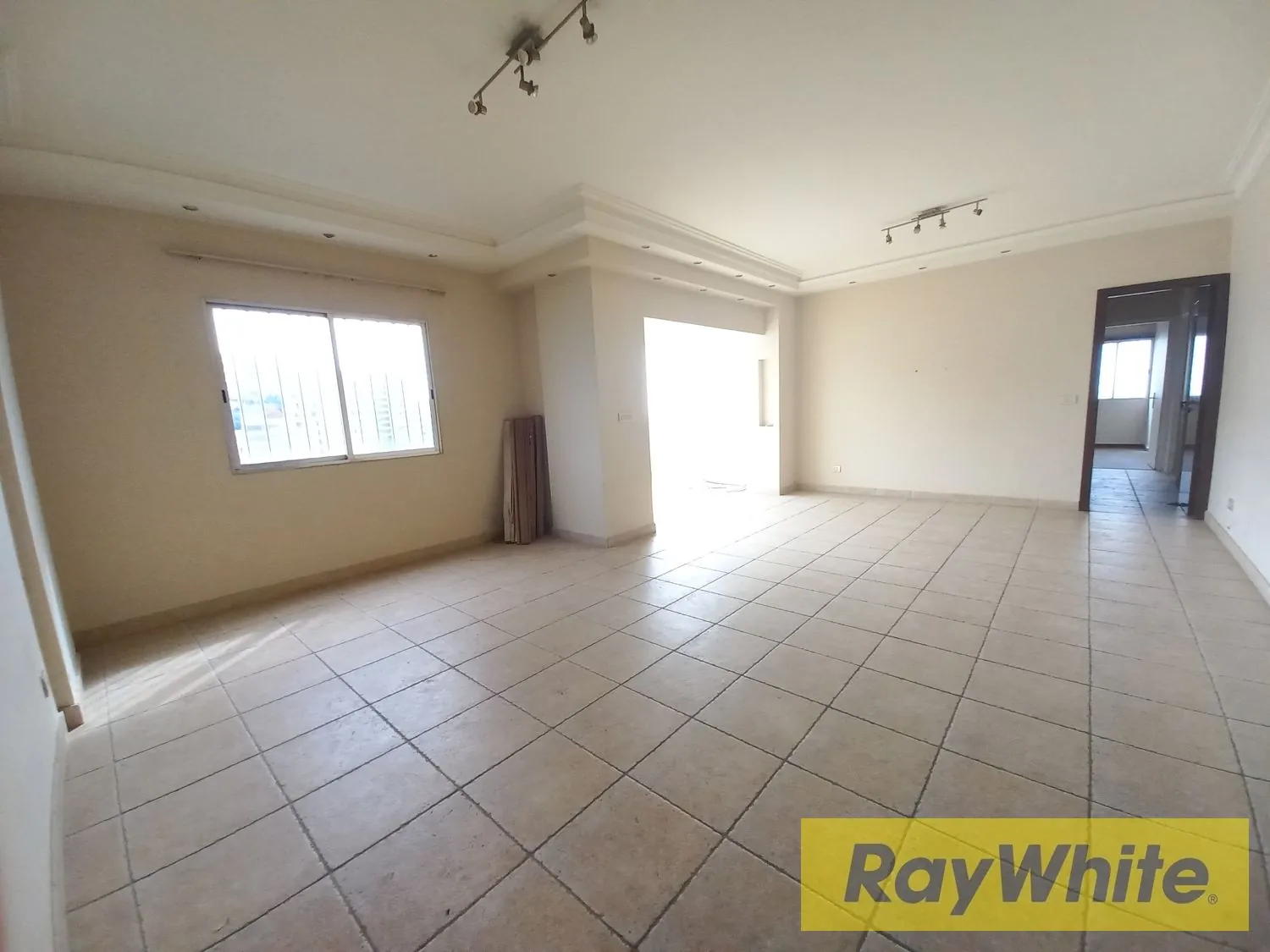 Apartment For Sale – Bsalim / Majzoub — الصورة 2