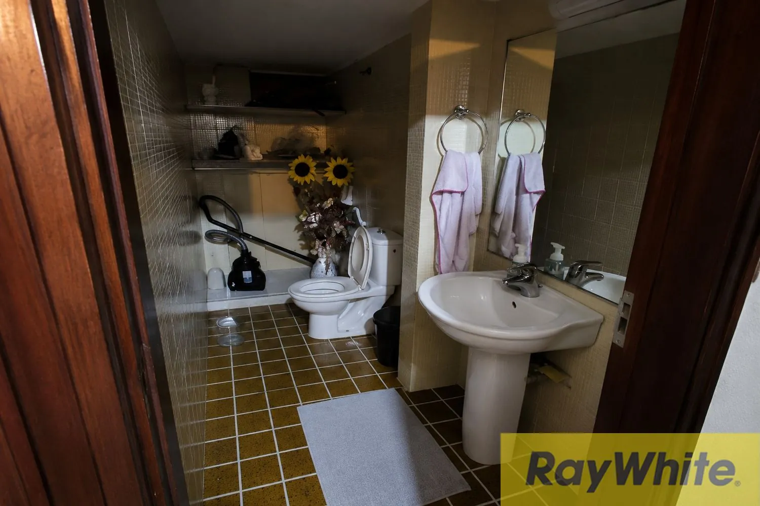 Apartment For Sale In Sanayeh — الصورة 3