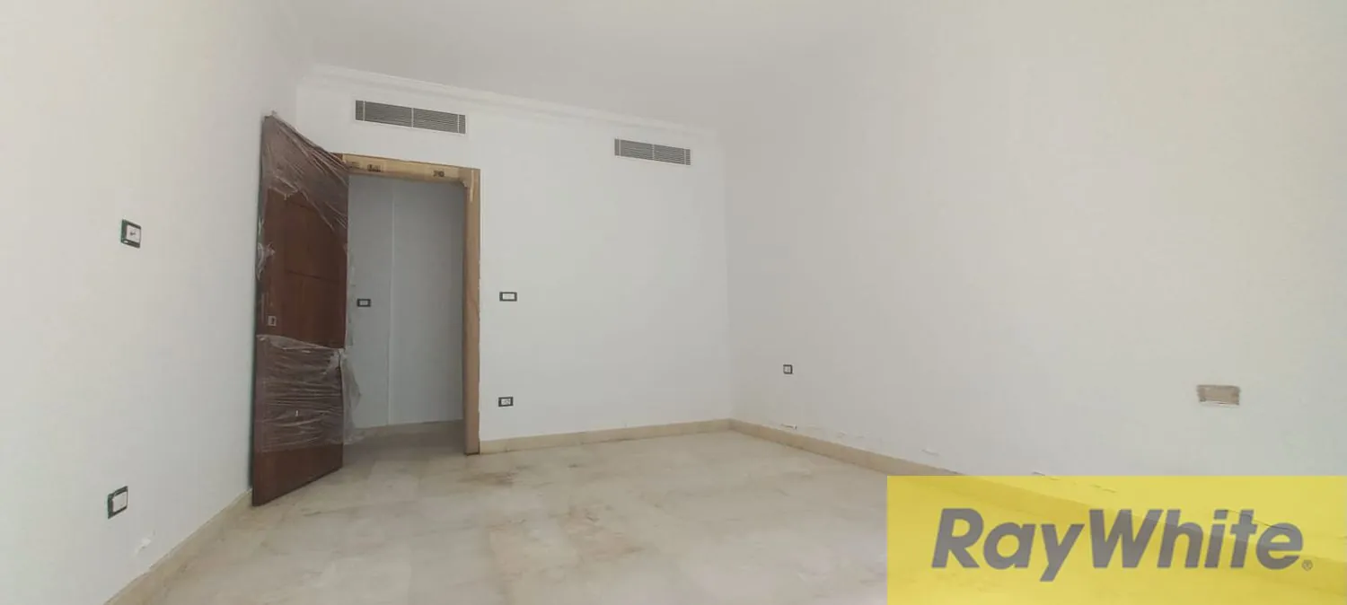 Apartment For Sale In Sanayeh — الصورة 2