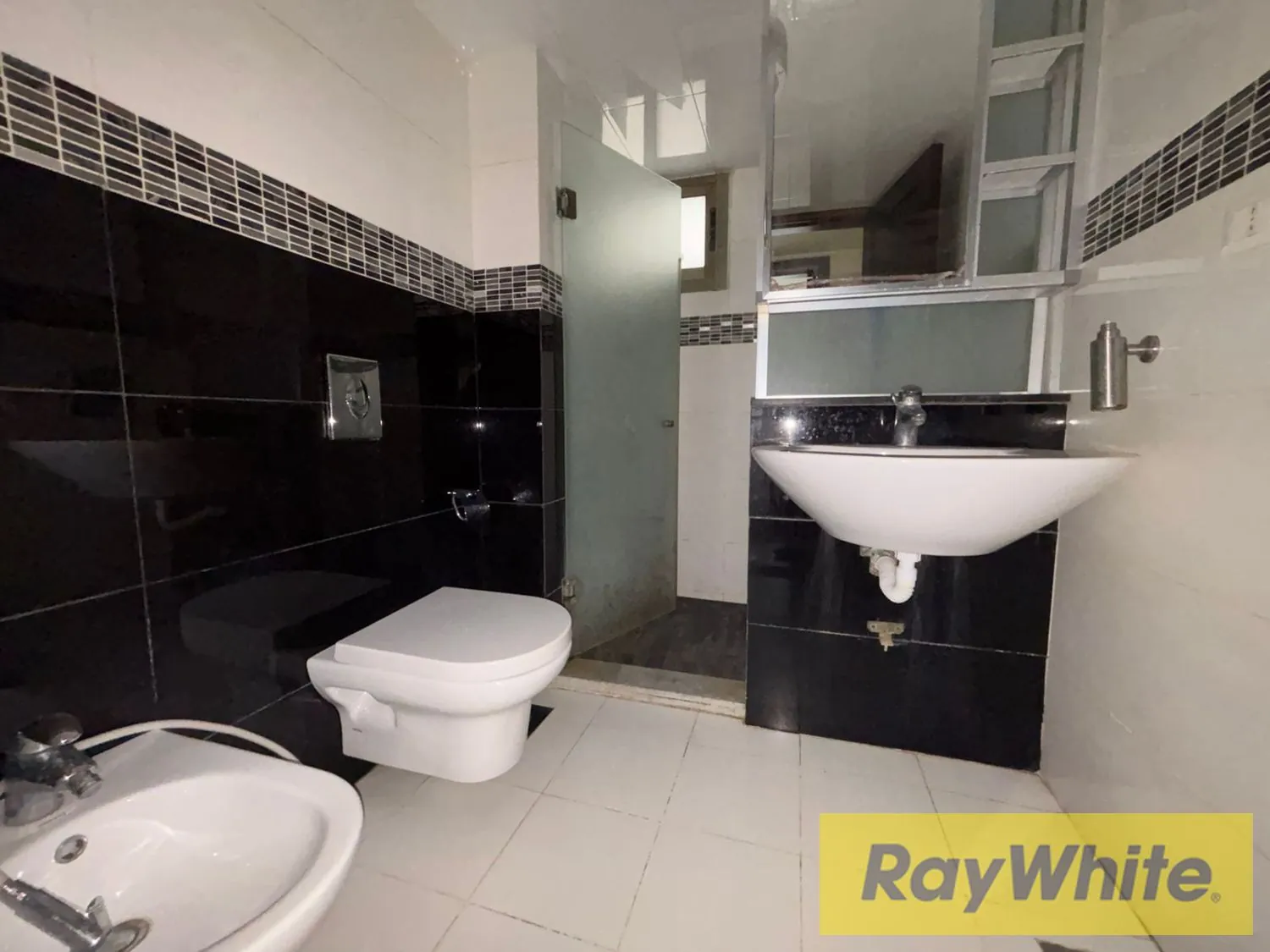 Apartment For Rent In Ain Al Mraiseh — الصورة 5