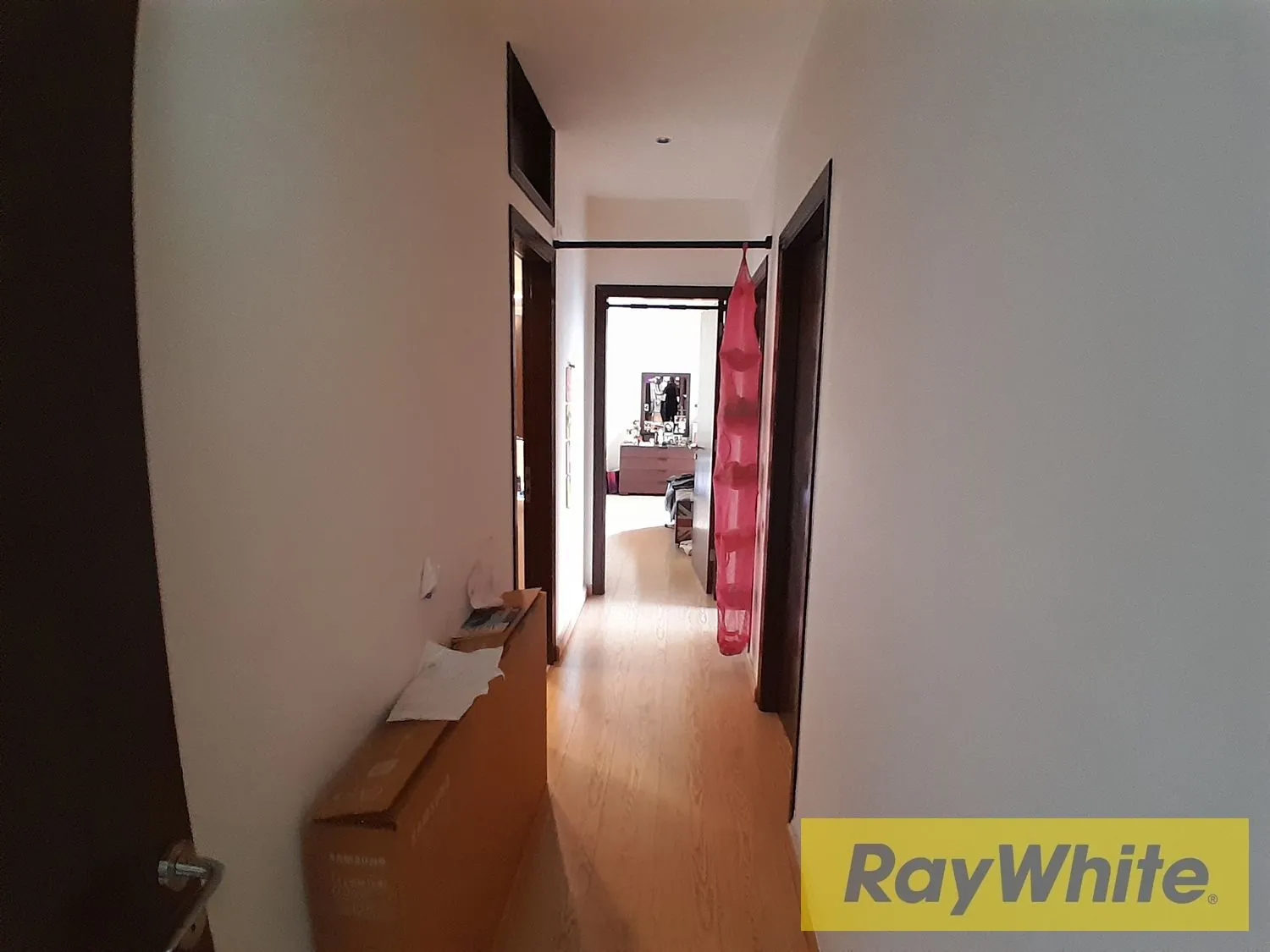 Apartment For Sale In Achrafieh – Semi Furnished (with Cave) — الصورة 4
