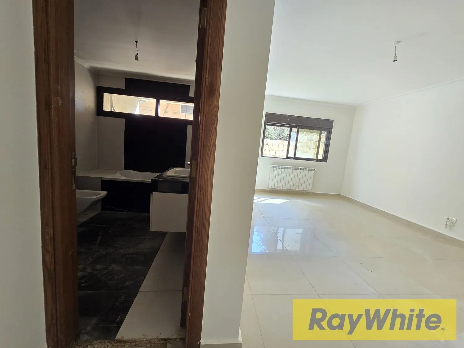 Apartment With Garden For Sale In Mtayleb — photo 3