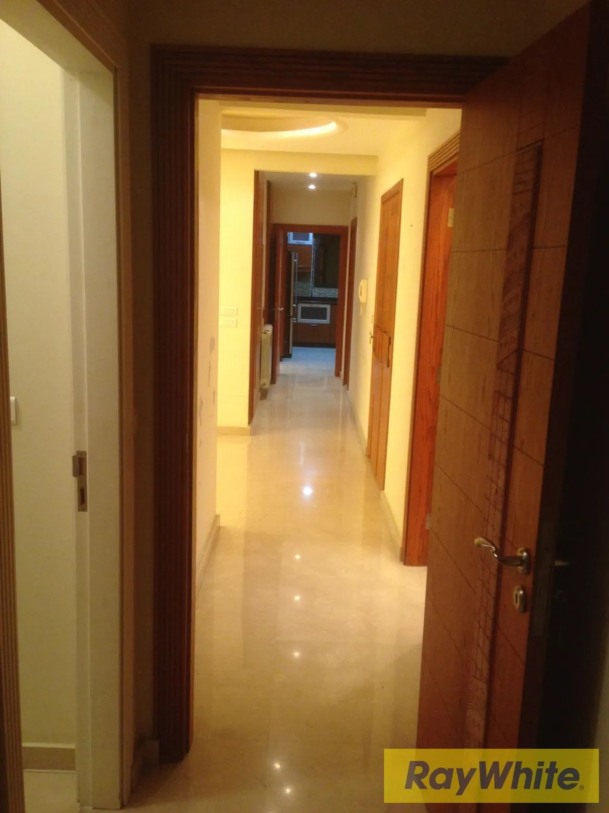 Semi-furnished Apartment For Sale In Beit El Kiko — الصورة 5