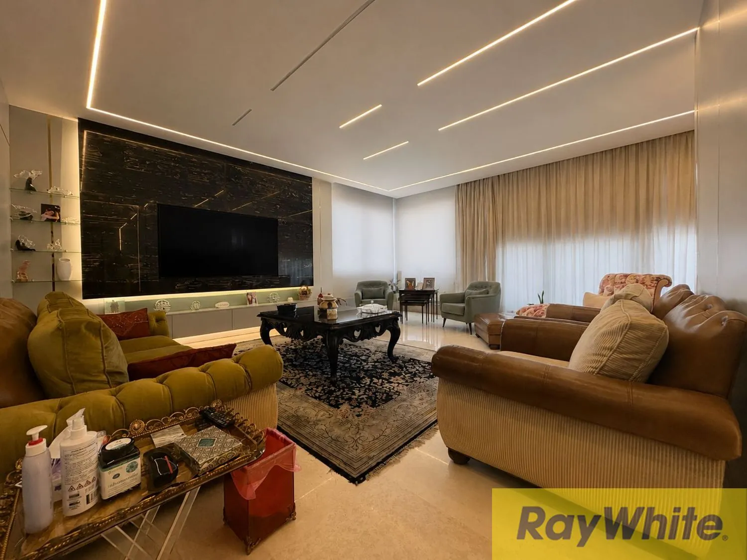 Luxury Apartment For Sale In Ramlet El Bayda