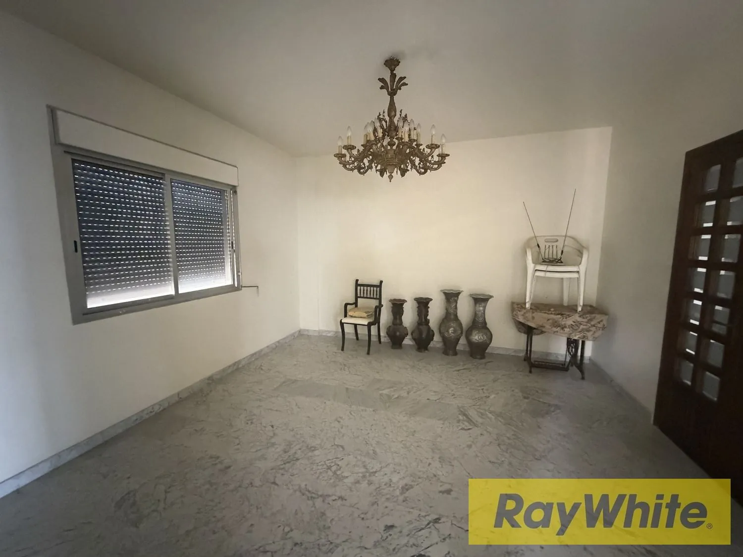 Apartment With Private Roof For Sale In Hbous — الصورة 3