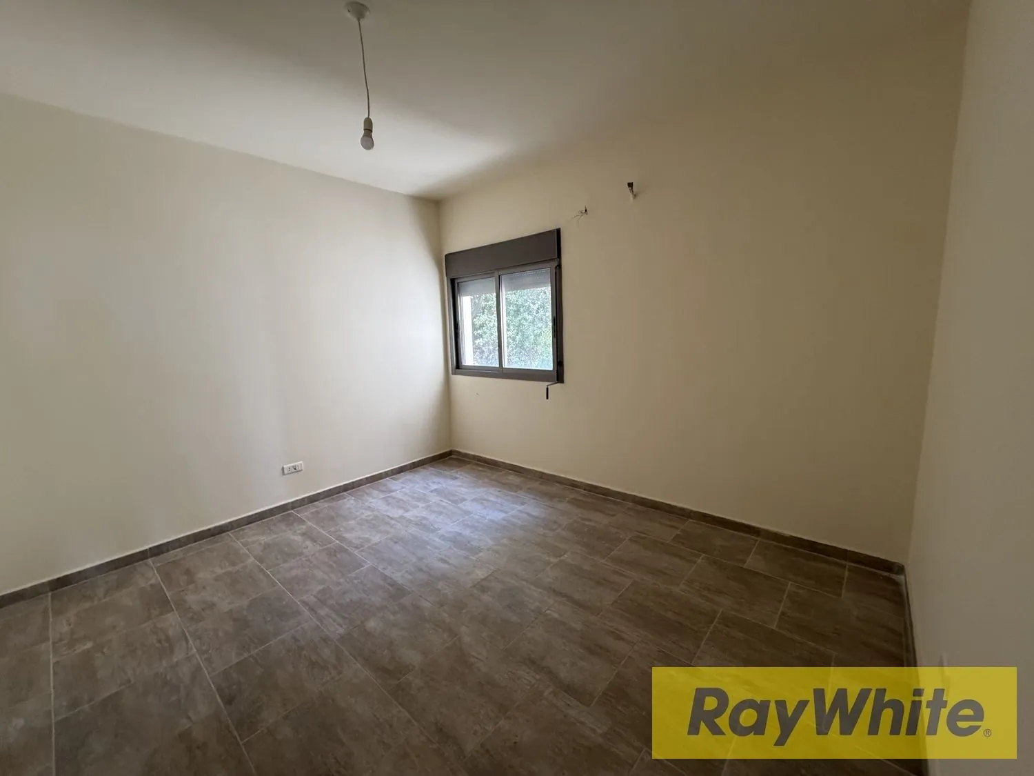 Apartment For Sale In Zikrit — الصورة 5